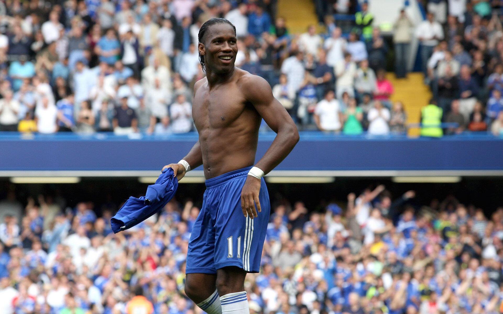 哈兰德梅开二度助曼城大胜 挪威神锋领跑英超射手榜