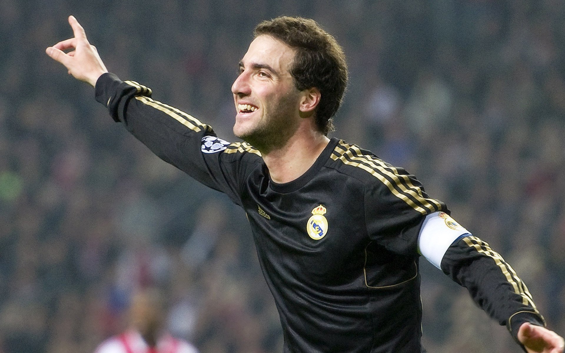 体育教育助力青少年全面发展 校园运动热潮持续升温