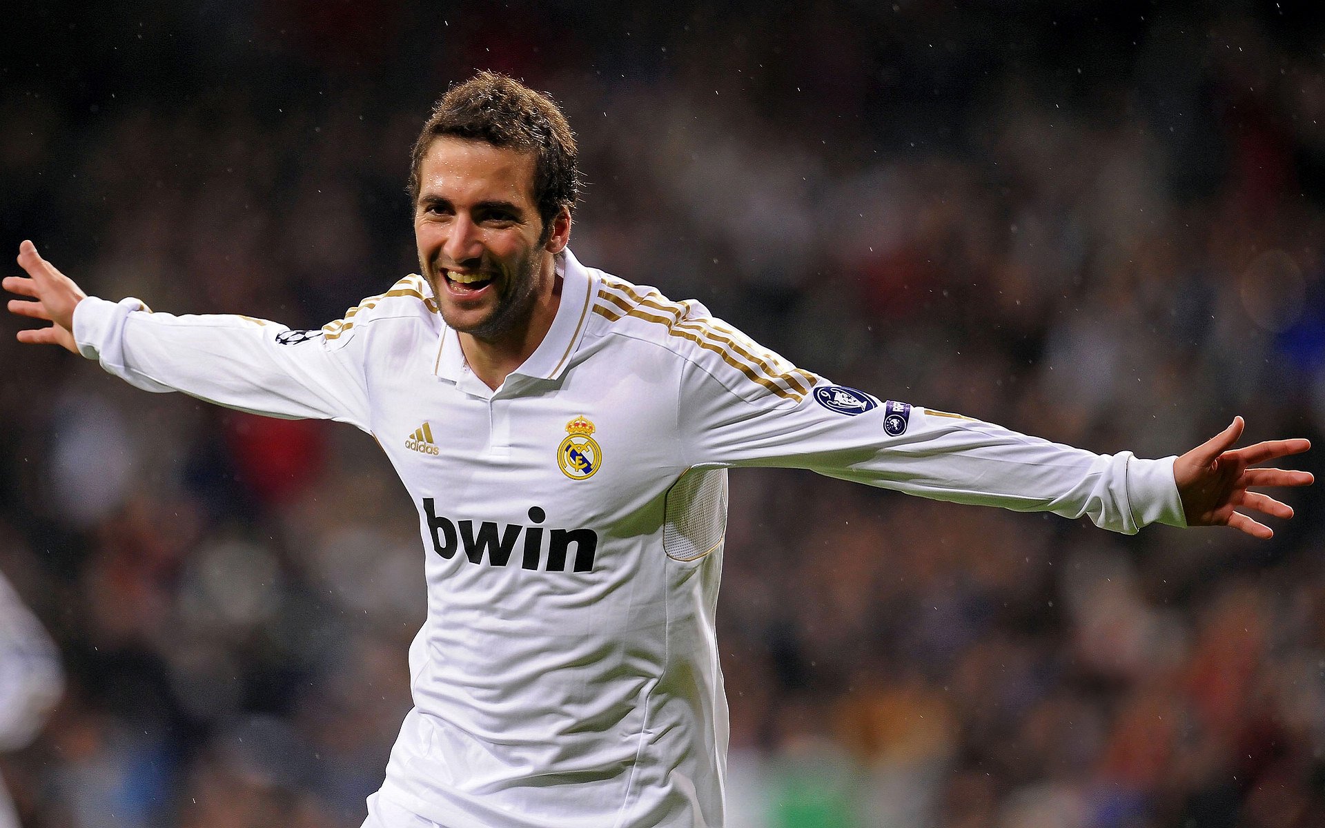 美国短跑名将打破尘封23年世界纪录 田径世锦赛再创历史